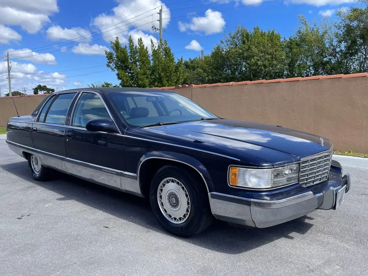 1995 CADILLAC FLEETWOOD BLUE VIN: 1G6DW52P2SR713426