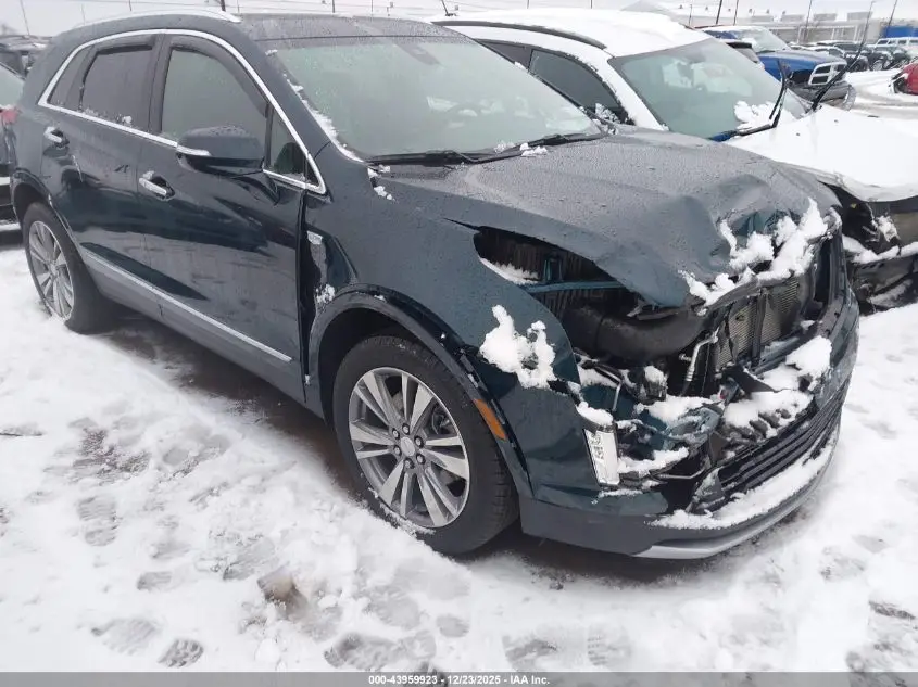 2025 CADILLAC XT5  VIN: 1GYKNDRS5SZ114123