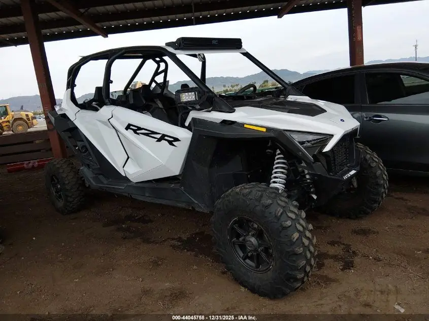 2022 POLARIS RZR  VIN: 3NSM4E924NF356563